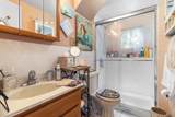 883 Saint James Place - Photo 21