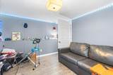883 Saint James Place - Photo 23