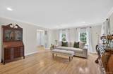 2 Gail Terrace - Photo 18