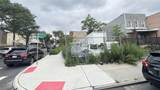 1109 Blake Avenue - Photo 2