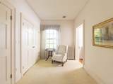 63 Colonial Avenue - Photo 17