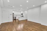 1431 Old Northern Boulevard - Photo 2