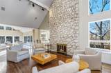 301 Oakley Court - Photo 10