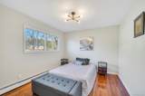 42 Gates Avenue - Photo 14