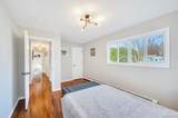 42 Gates Avenue - Photo 15