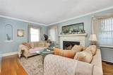 164 Waverly Avenue - Photo 4