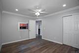 465 Lake Pointe Court - Photo 5