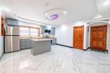 1318 Mace Avenue - Photo 3