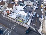 882 Hempstead Turnpike - Photo 13