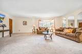 13214 Farmers Boulevard - Photo 9