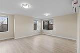 135 Wakefield Avenue - Photo 4