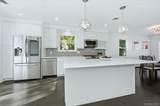 4 Lawrence Place - Photo 4