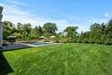 660 Sutton Place - Photo 20