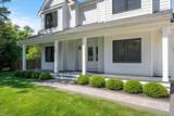 660 Sutton Place - Photo 3