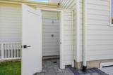 660 Sutton Place - Photo 23