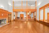 99 Moseman Avenue - Photo 16