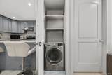 4162 Bowne Street - Photo 15