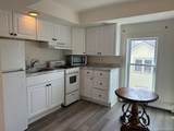 17 West - Photo 4