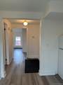17 West - Photo 8