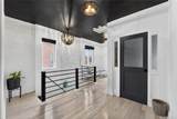 2033 Hering Avenue - Photo 16