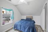14 Tuttle Avenue - Photo 17