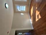 25 Roosevelt Avenue - Photo 4