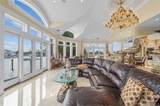 238 Islip Road - Photo 4