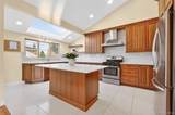 38 Oaks Boulevard - Photo 16