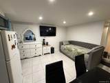 202 Berriman Street - Photo 19