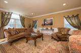 129 Round Swamp Road - Photo 7