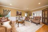 129 Round Swamp Road - Photo 8