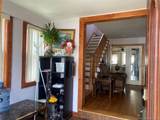 24 Lent Avenue - Photo 2