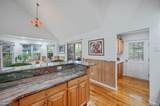 128 Springy Banks Road - Photo 20