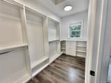585 Main St - Photo 11