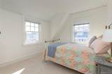 211 Bowne Street - Photo 17