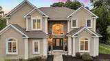31 Greenwich Avenue - Photo 8