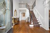 31 Greenwich Avenue - Photo 9