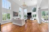 31 Greenwich Avenue - Photo 10