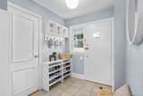 213 Barry Avenue - Photo 10