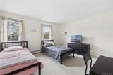 7 Midfield Street - Photo 17
