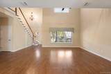 156 Stoneleigh Drive - Photo 7