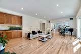 7 The Registry - Photo 12