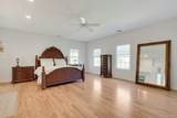 7 The Registry - Photo 16