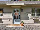 555 Mountain View Avenue - Photo 2