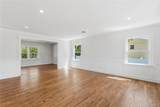 969 Manor Lane - Photo 3