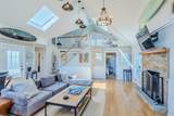 53 Old Neck Road - Photo 2