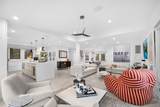 2 Hewlett Place - Photo 10