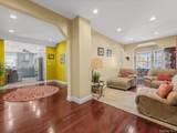 29 Colonial Avenue - Photo 8
