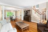 1 Woolen Court - Photo 15
