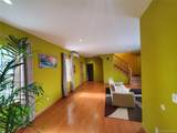 216 Catherine Street - Photo 9